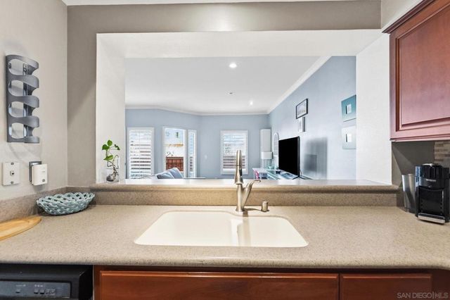 620 State St 317, San Diego, CA 92101