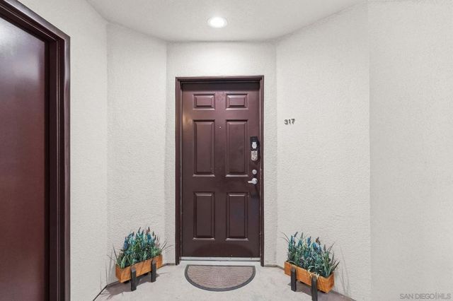 620 State St 317, San Diego, CA 92101