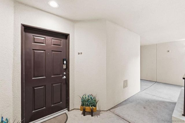 620 State St 317, San Diego, CA 92101