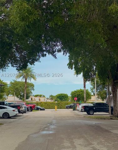 13281 SW 17th Ln 24-3, Miami, FL 33175