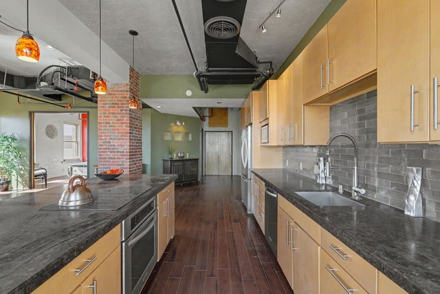 219 Central Avenue NW APT 504, Albuquerque, NM 87102