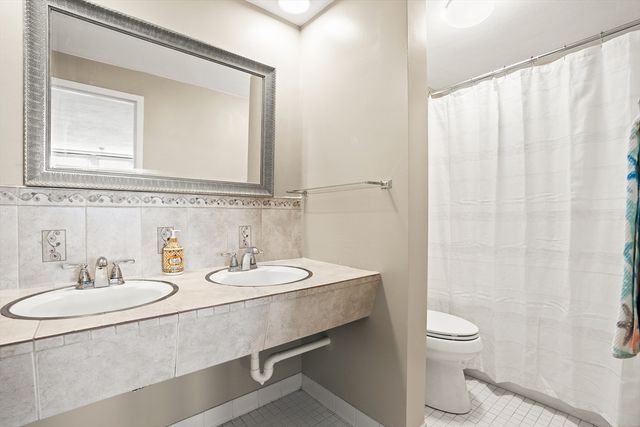 340 Main St 502, Melrose, MA 02176