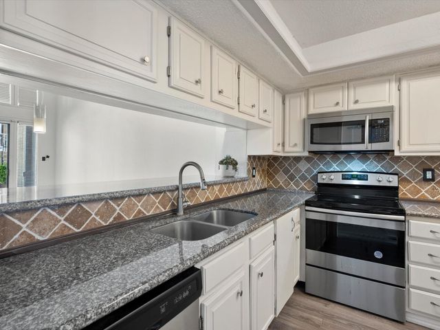 1904 Clipper Court, Willis, TX 77318