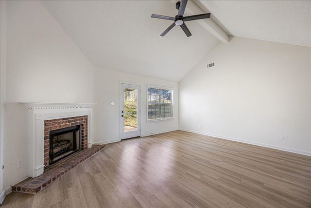 1282 RIVER BANK DR, Collierville, TN 38017