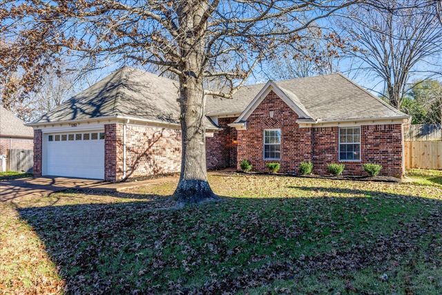 1282 RIVER BANK DR, Collierville, TN 38017