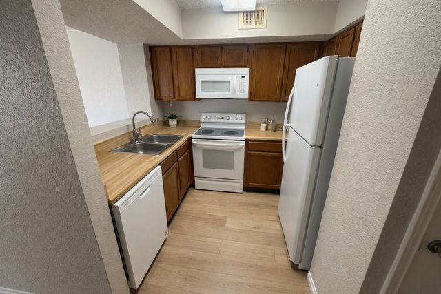 9801 Walnut Street A101, Dallas, TX 75243