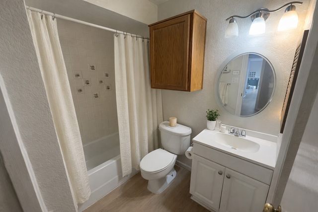 9801 Walnut Street A101, Dallas, TX 75243