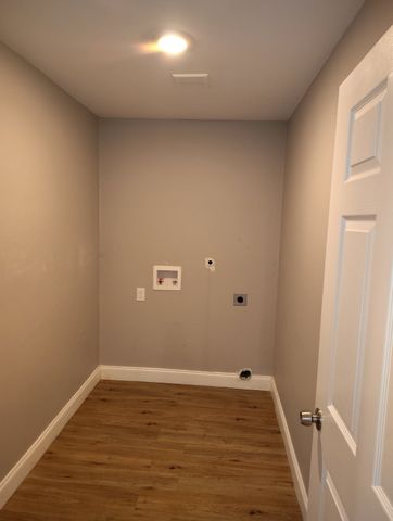 102 Plumthicket Lane, Trinidad, TX 75163