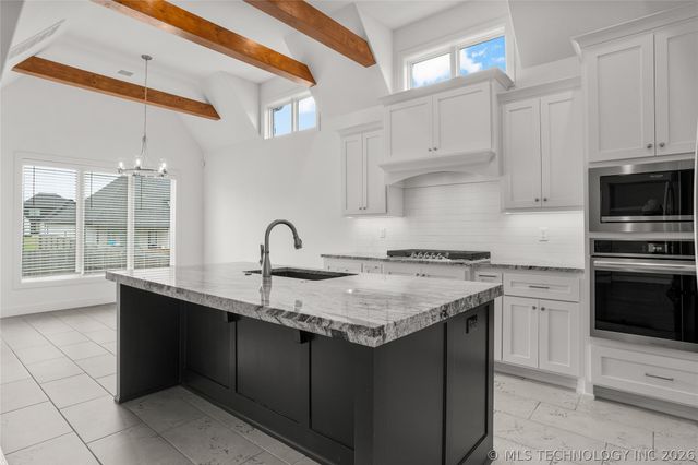 13624 S 21st Place, Bixby, OK 74008