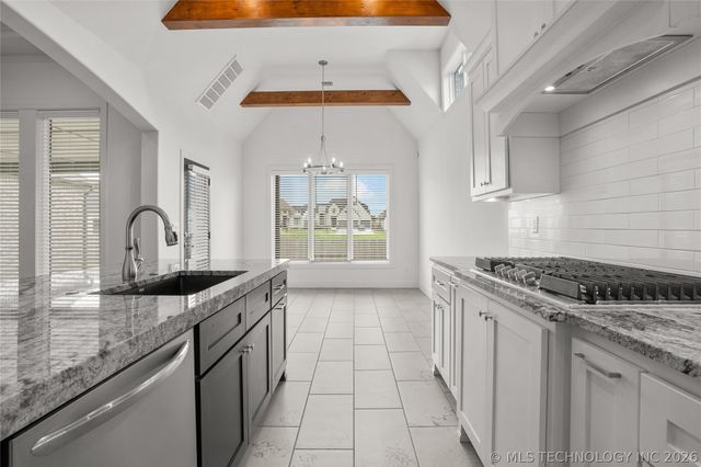13624 S 21st Place, Bixby, OK 74008
