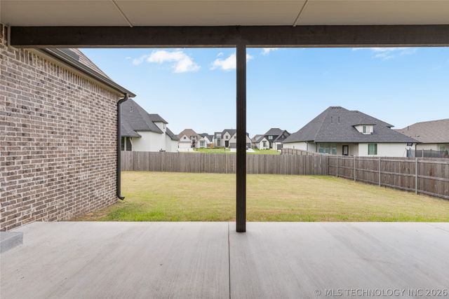 13624 S 21st Place, Bixby, OK 74008