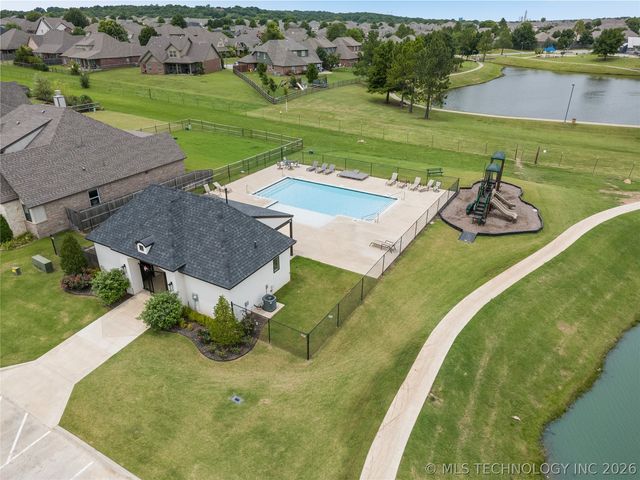 13624 S 21st Place, Bixby, OK 74008