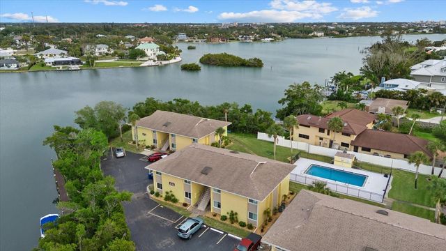 101 LOUELLA LANE 10, Nokomis, FL 34275