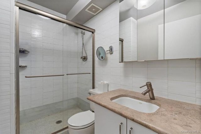 2 Fountain Lane 3W, Scarsdale, NY 10583
