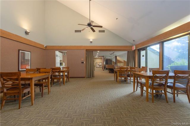 2 Fountain Lane 3W, Scarsdale, NY 10583