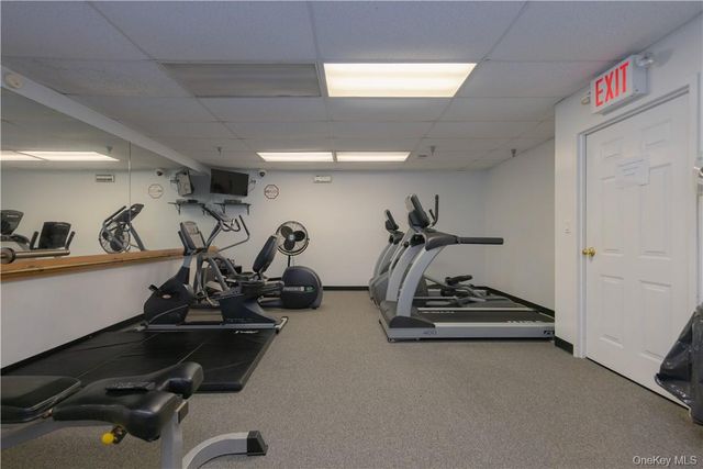 2 Fountain Lane 3W, Scarsdale, NY 10583