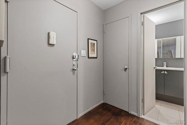 2 Fountain Lane 3W, Scarsdale, NY 10583
