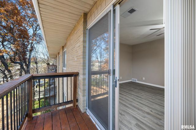 2913 W Cannes Dr Apt C, Peoria, IL 61615