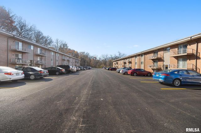 2913 W Cannes Dr Apt C, Peoria, IL 61615