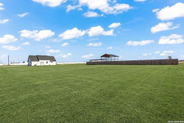 971 County Road 5715, Natalia, TX 78059