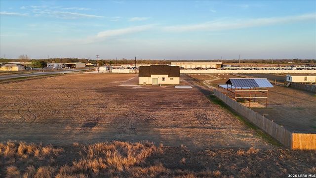 971 County Road 5715, Natalia, TX 78059
