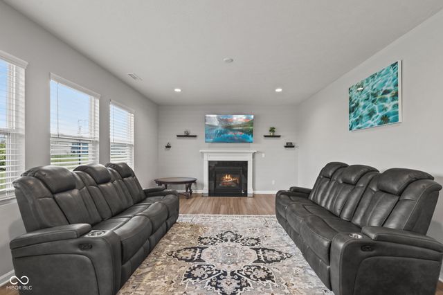 6018 Aspen Meadow Drive, Indianapolis, IN 46237