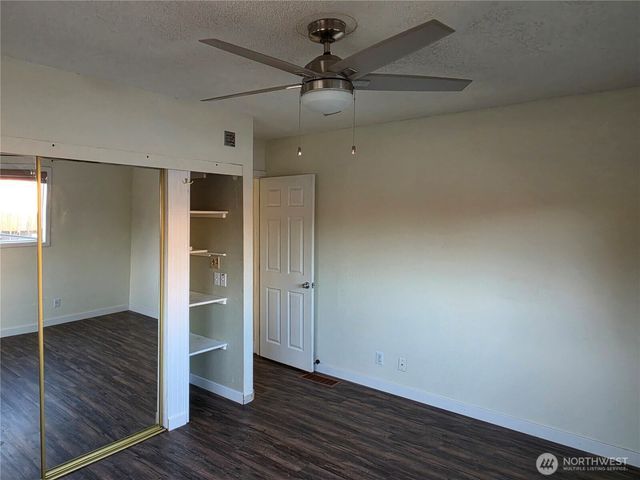 225 14th Street SE, Auburn, WA 98002