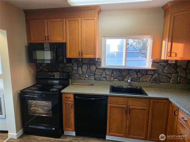 225 14th Street SE, Auburn, WA 98002