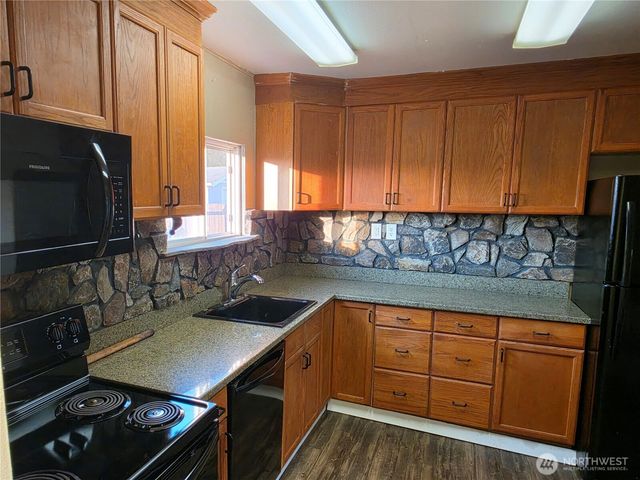 225 14th Street SE, Auburn, WA 98002