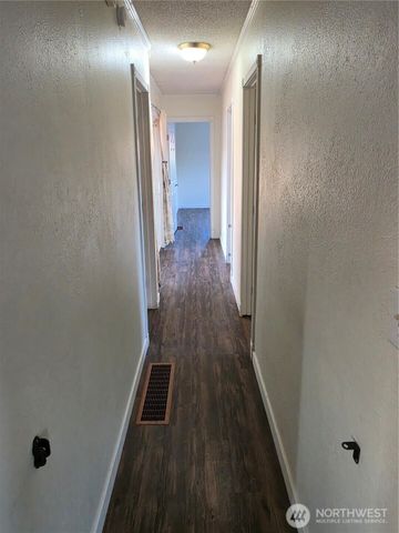 225 14th Street SE, Auburn, WA 98002