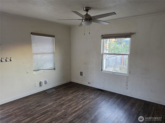225 14th Street SE, Auburn, WA 98002