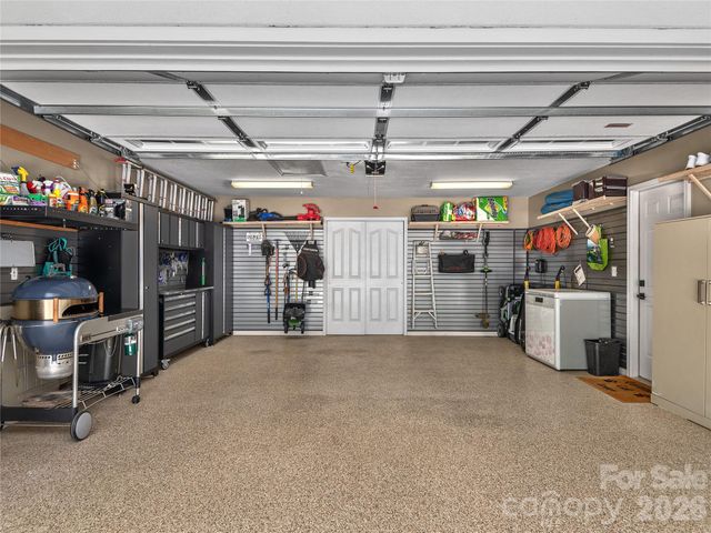 16 Stonebridge Drive, Asheville, NC 28805