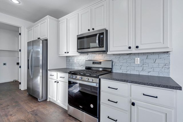 808 Butternut Trail, Redding, CA 96003