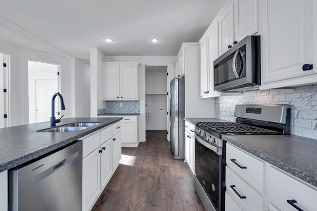 808 Butternut Trail, Redding, CA 96003