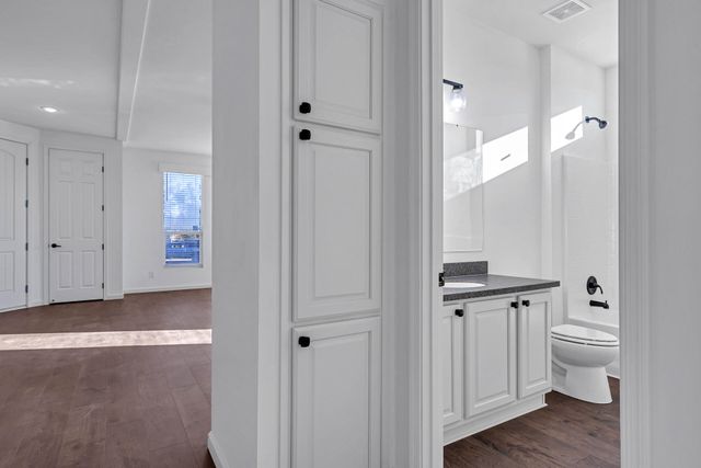 808 Butternut Trail, Redding, CA 96003