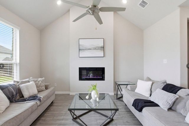 418 Ardsley Lane, Forney, TX 75126