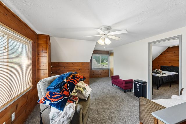 4047 2nd Avenue, Des Moines, IA 50313