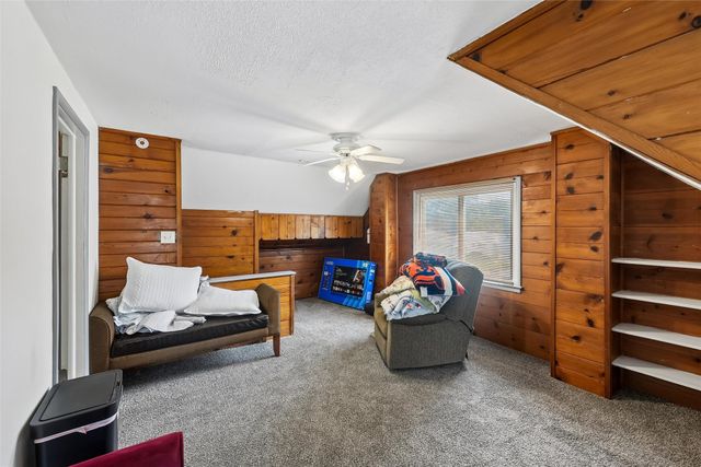 4047 2nd Avenue, Des Moines, IA 50313