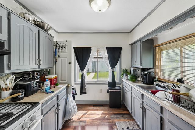 4047 2nd Avenue, Des Moines, IA 50313