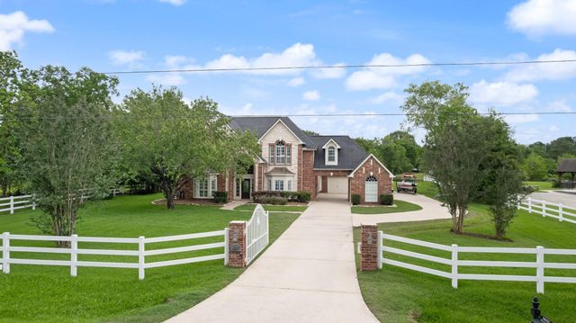 12010 Live Oak Drive, Magnolia, TX 77354