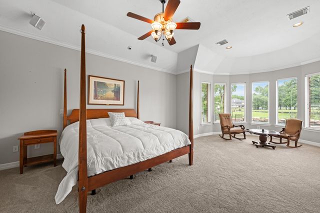 12010 Live Oak Drive, Magnolia, TX 77354