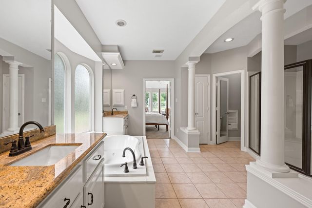 12010 Live Oak Drive, Magnolia, TX 77354
