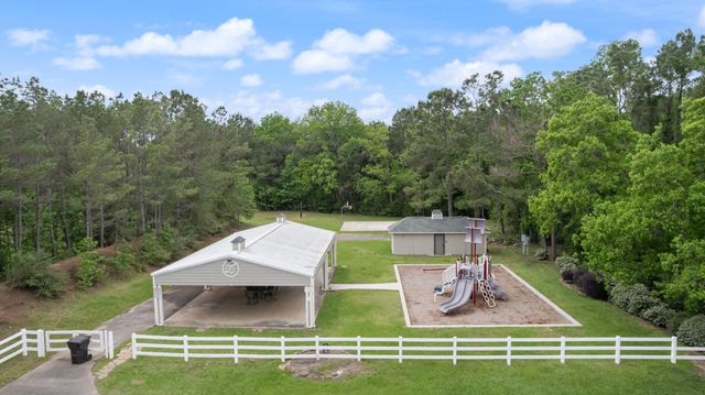 12010 Live Oak Drive, Magnolia, TX 77354