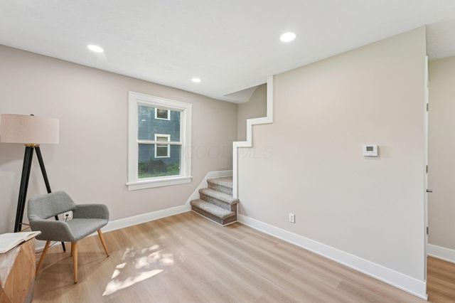 3059 E 8th Avenue, Columbus, OH 43219