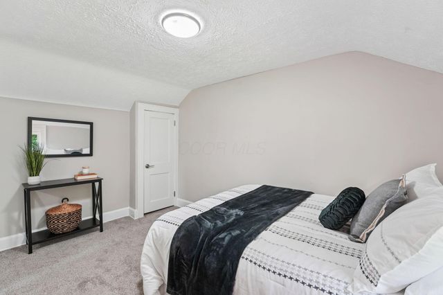 3059 E 8th Avenue, Columbus, OH 43219