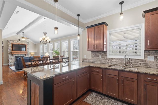 2322 Gale Lane, Chattanooga, TN 37421