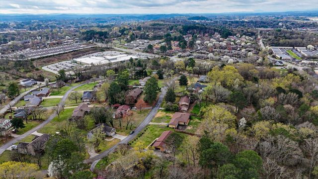 2322 Gale Lane, Chattanooga, TN 37421