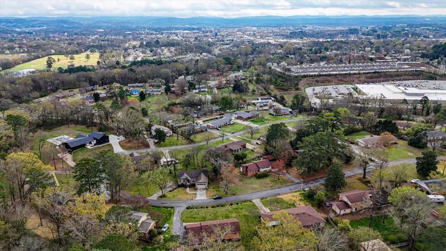 2322 Gale Lane, Chattanooga, TN 37421