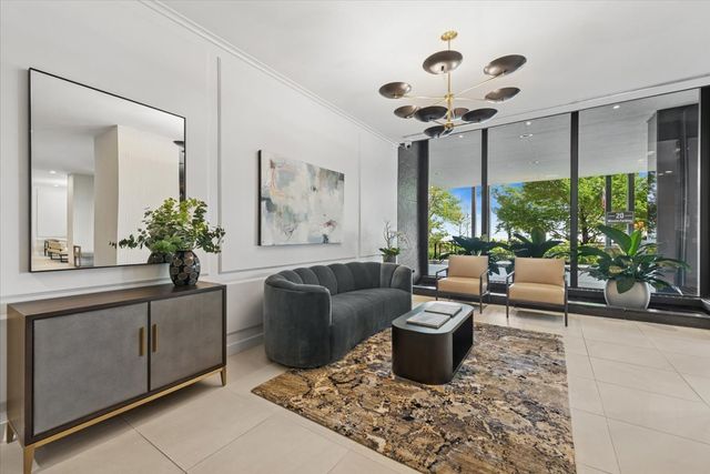 1440 N Lake Shore Drive 28D, Chicago, IL 60610