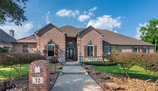 12 Lakeview Place, Houston, TX 77070